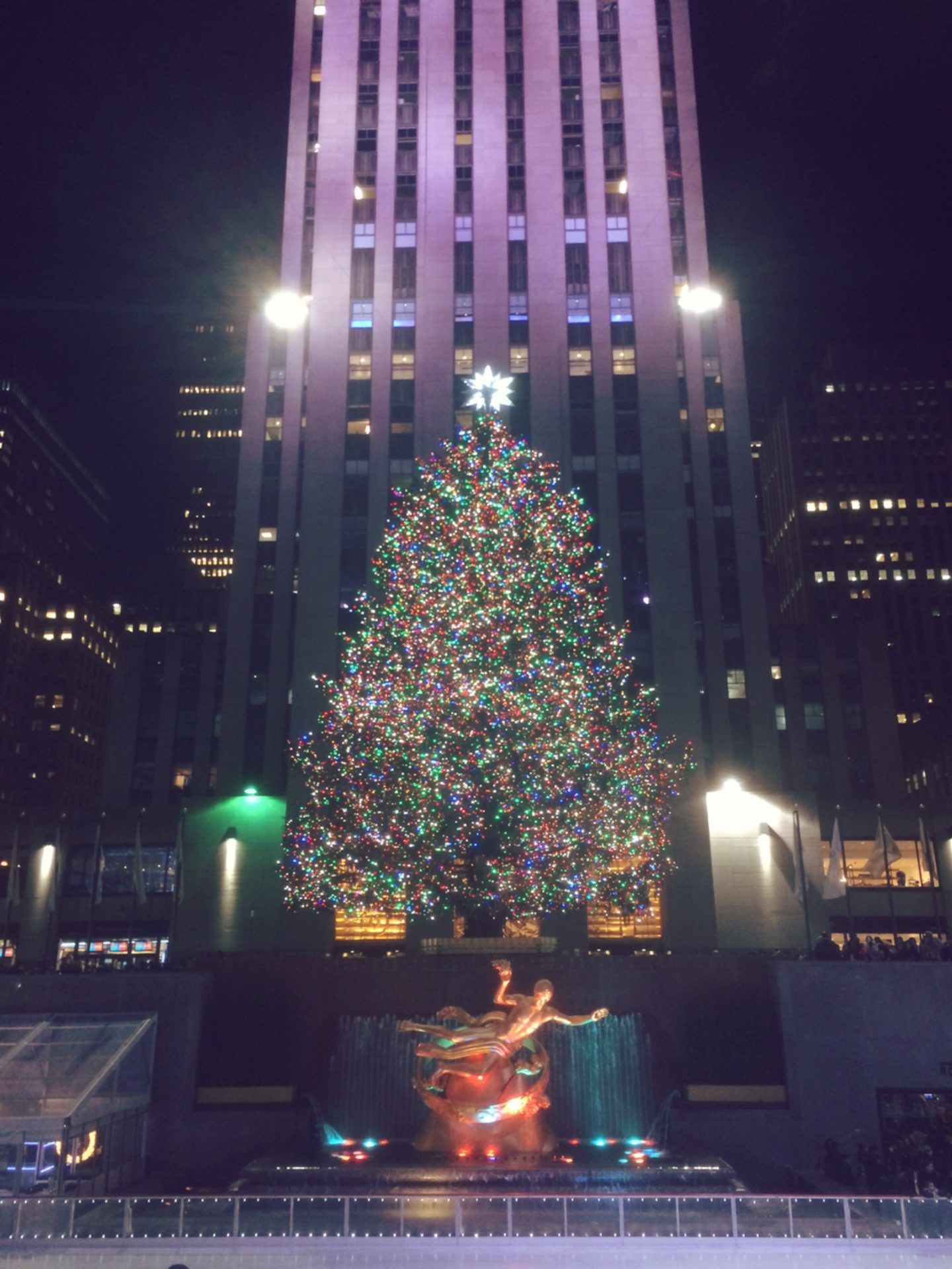 rockfellercenter_christmas-season-newyork